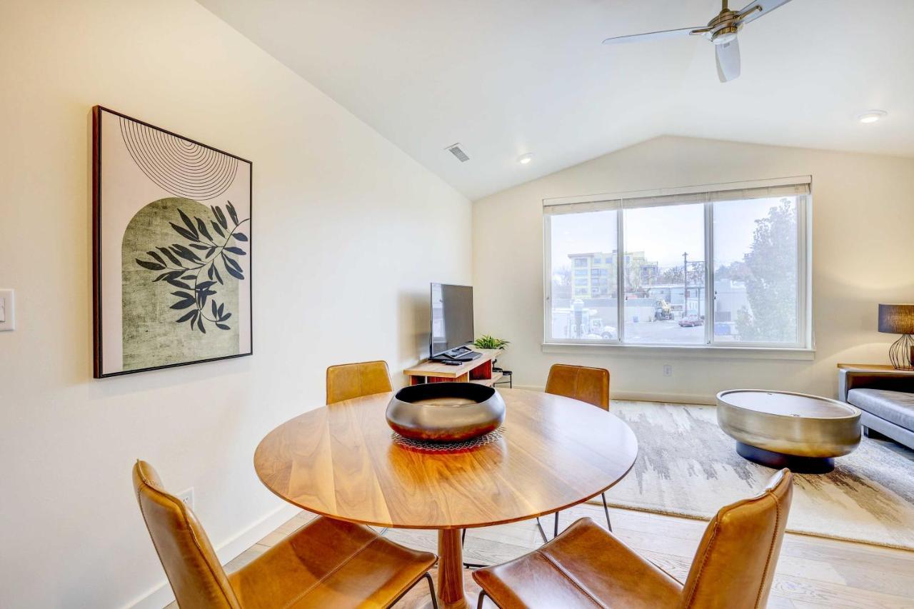 Beautiful Townhome - Steps To Downtown Boise! Exterior photo